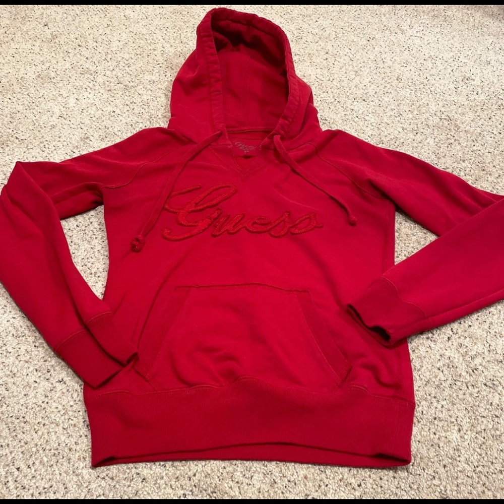 GUESS Script Logo Pullover - Picture 2 of 6